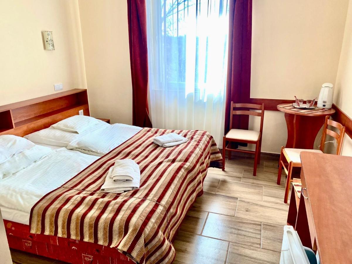Ligetalja Termál Hotel Peneszlek Esterno foto