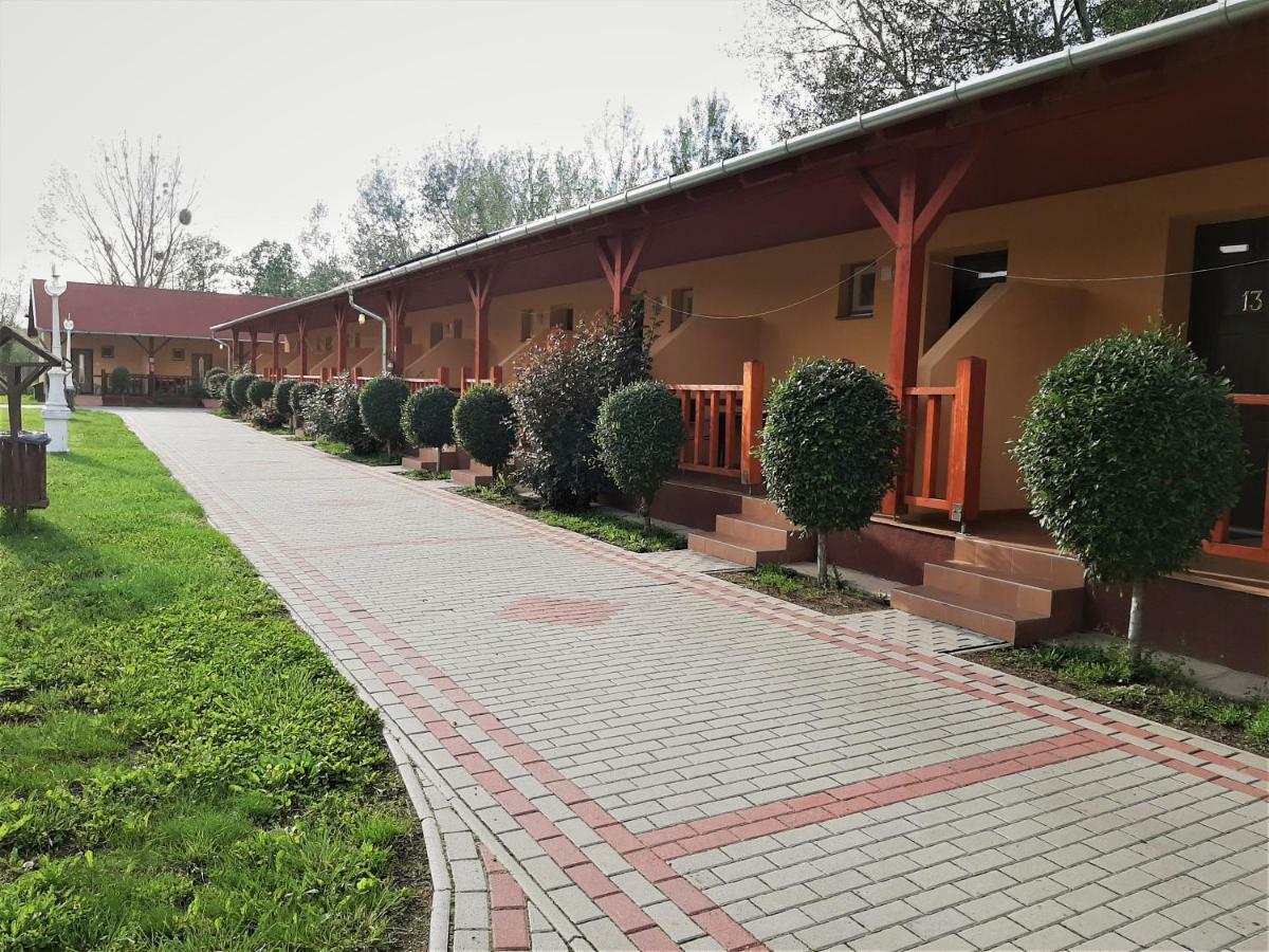 Ligetalja Termál Hotel Peneszlek Esterno foto