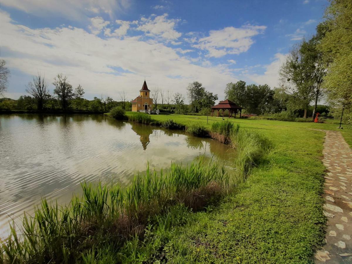 Ligetalja Termál Hotel Peneszlek Esterno foto