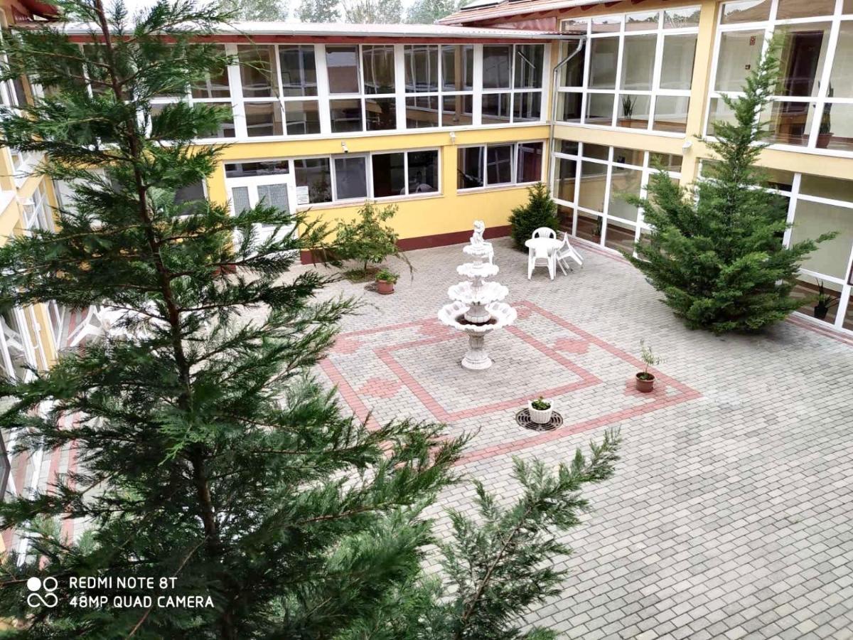 Ligetalja Termál Hotel Peneszlek Esterno foto
